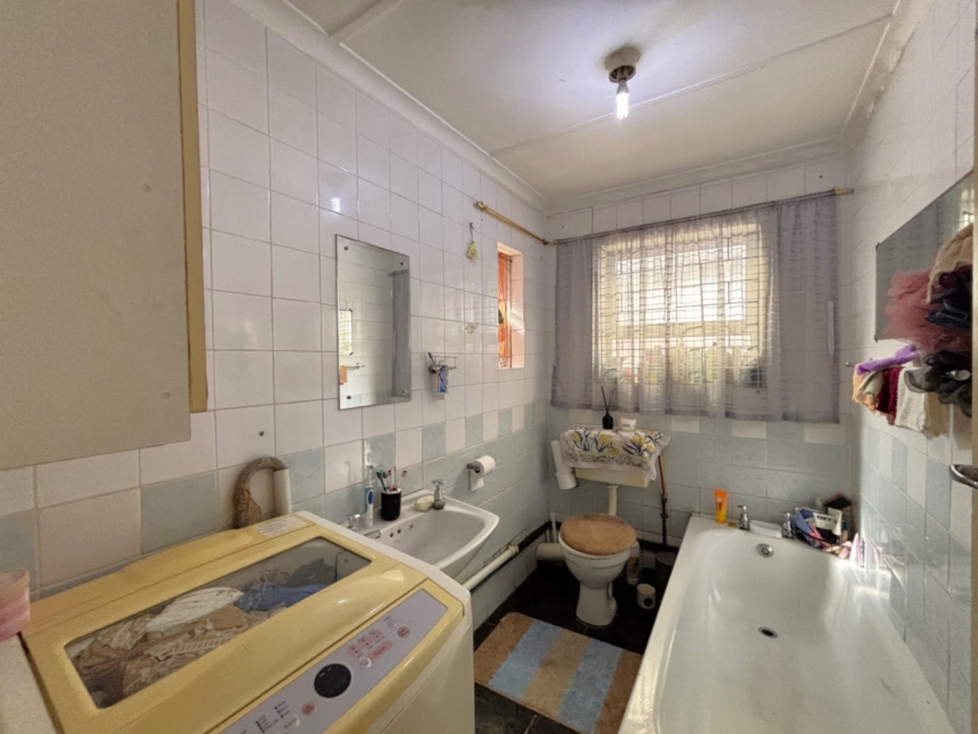 3 Bedroom Property for Sale in Rocklands Western Cape